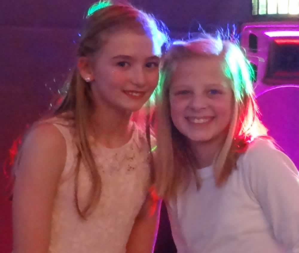 Friends Ivy & Ruby