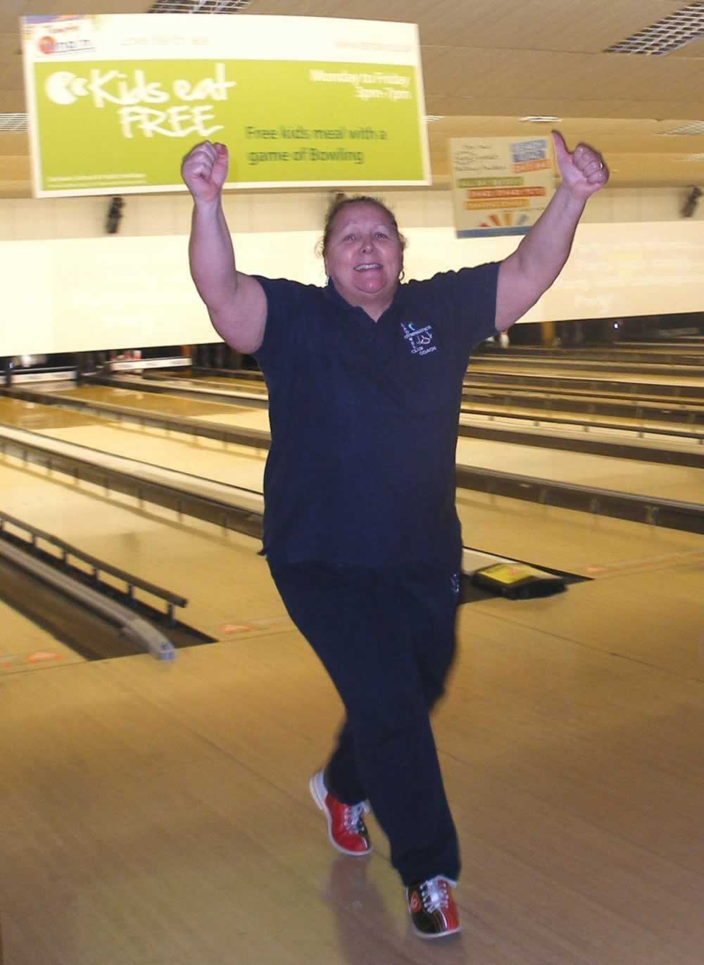 Strike!!