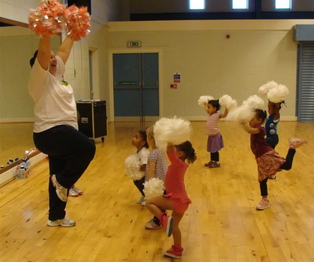 Cheerleader taster Sessions 2011