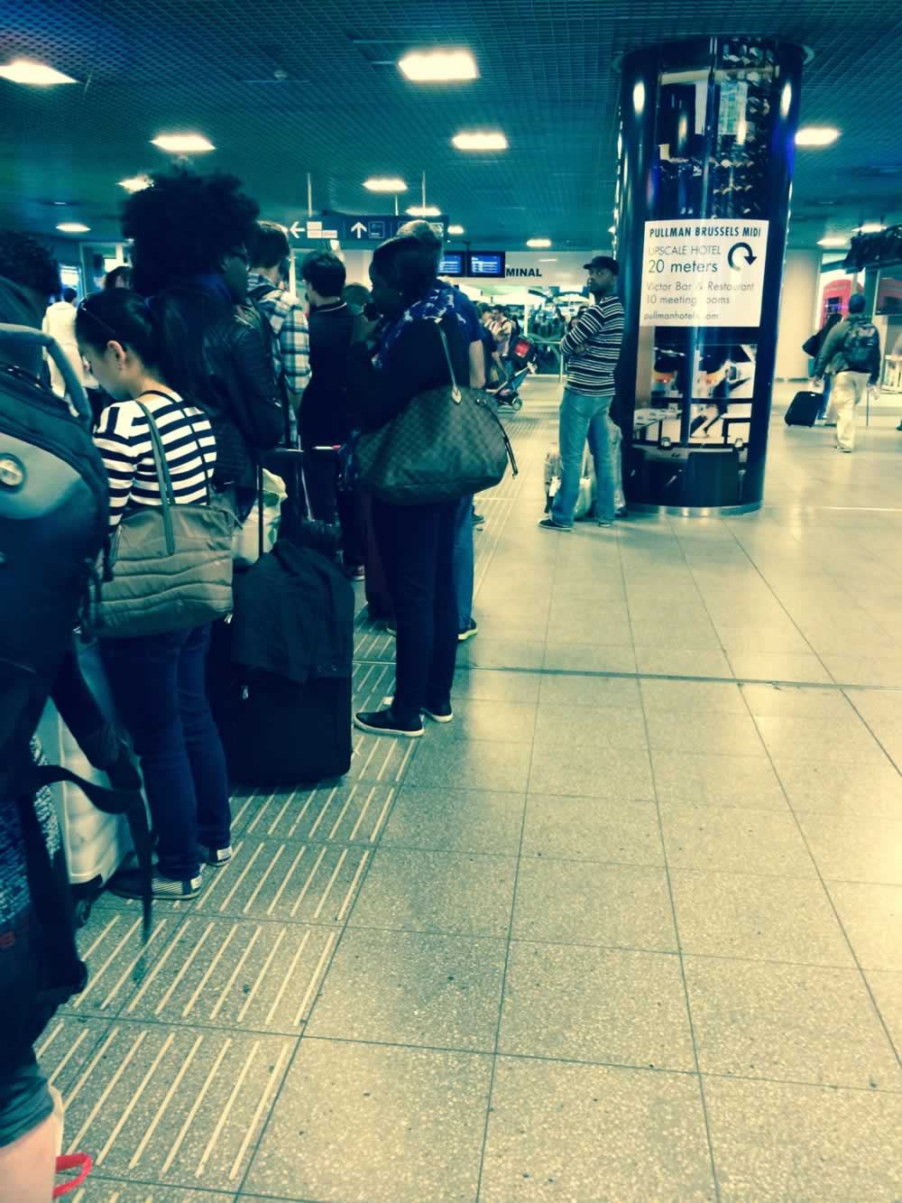 two and a half hour queue for the bus to Lille